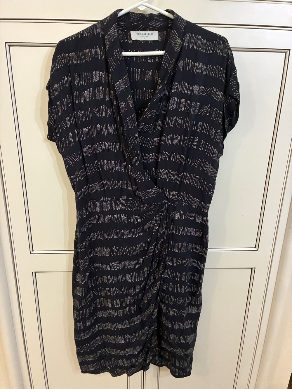 MM.LaFleur Navy and White Patterned Wrap-Style Dress